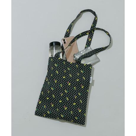 [^ԁFSMA4-2AA007]y"傤ǂ"TCYzgȃvgL[gƂKîɂ҂聜FႢŏW߂Ȃ6ǂ̂郌gȃvgg[gobOBƃRrjɍsƂ̃GRobOɂAs̉ו̎dpƂĊpAƕ֗ȃTCYBRpNgɎ^тł̂ŁA^Ԃ̂ɂœKłBV[YACeSMA4-2AA006@vgg[gobOMSMA4-2BA003@vgL`N|[`y2025 Spring^Summerzy25SSzd : 35gi摜́A̓p\RȂǂ̉{ɂAۂ̐FƈقȂČꍇ܂B\߂Bi̐F̖ڈ́AiP̂̉摜QƂBCɓo^̂߁Cɓo^íA}Cy[WɂČ݂̉i݌ɏ󋵂̊mF\łBXg̊Ǘɐ񂲗pB