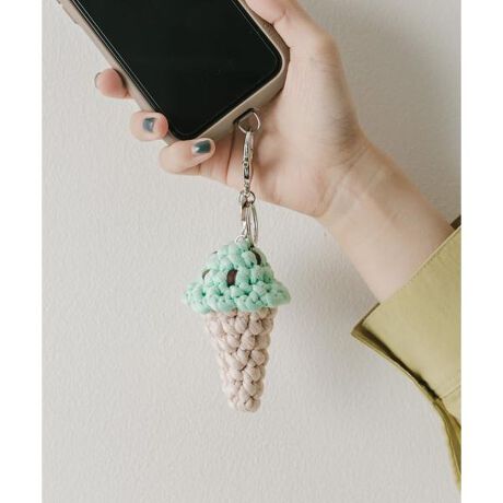 [^ԁFSMA4-2TC004]yf邱ƊԈႢȂ̃L[gȃ`[zX}z⌮Ȃǂ莝̃ACẽfR[VɁ҂݂݂̂悤Ȓg݂镵͋C݊傫߃`[t̓Iȃ`[tv킸ڂ䂭L[`F[BX}zobOɎtăfR[Vyނ̂̏{BЂƂő݊AMdiɎtĂ΃obO̒ŖqɂȂ邱ƂȂȂ肻!ǂ̃`[t̂łW߂ȂACfłBy2025 Spring^Summerzy25SSz[IVO]- : S14.5cm ^ gbv7.5~7cm[RED]- : S14.5cm ^ gbv8.5~6.5cm[BLK]- : S15.5cm ^ gbv6.5~5.5cm[MNT]- : S14.5cm ^ gbv10~6.5cm[YEL]- : S14.5cm ^ gbv8.5~5.5cmi摜́A̓p\RȂǂ̉{ɂAۂ̐FƈقȂČꍇ܂B\߂Bi̐F̖ڈ́AiP̂̉摜QƂBCɓo^̂߁Cɓo^íA}Cy[WɂČ݂̉i݌ɏ󋵂̊mF\łBXg̊Ǘɐ񂲗pB