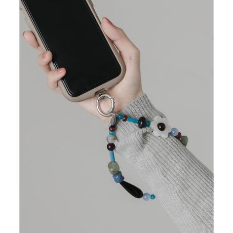 [^ԁFSMA4-2TC003]y莝̃ACẽfR[VɁzX}z⌮Ȃǂ莝̃ACeɑgݍ킹āBF`̈قȂlXȃp[cAȂ遜z̎BłfghACeJtȃp[c_ɘAȂL[`F[B莝̌obOAX}zȂǂɎtăfR[VĂ܂BjAX̂}[uJ[̃r[YÃt[`[tȂǁAЂƂЂƂp[c̑gݍ킹Ȃ̂ŁAĂ邾łCオACełBy2025 Spring^Summerzy25SSzi摜́A̓p\RȂǂ̉{ɂAۂ̐FƈقȂČꍇ܂B\߂Bi̐F̖ڈ́AiP̂̉摜QƂBCɓo^̂߁Cɓo^íA}Cy[WɂČ݂̉i݌ɏ󋵂̊mF\łBXg̊Ǘɐ񂲗pB