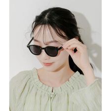 スメリー(SMELLY)のボストンシェイプサングラス