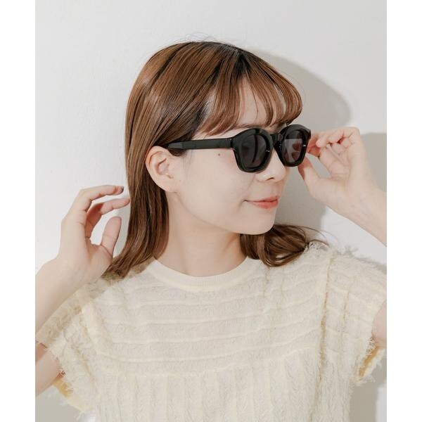[}C]Cht[TOX/X[iSMELLYj ubN