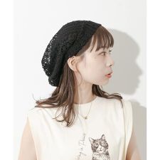 スメリー(SMELLY)のクロシェレースビーニー
