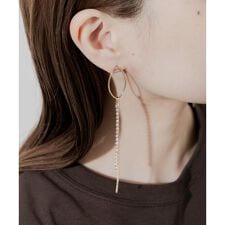 スメリー(SMELLY)のビジューロングチェーンピアス