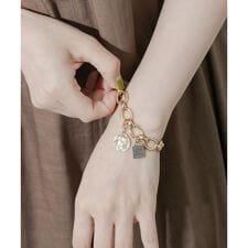 コインモチーフマンテルブレスレット