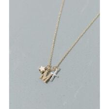 イニシャルチャームネックレス