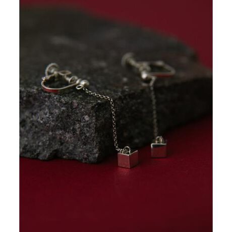 [^ԁFSMA3-2MF004]y~j}ɗhAL[uO`F[zؚȃ`F[̐ŁAȃL[uY~Jɗh郍OCOB~j}ȂAGbW̌`[tAzƂ\o܂BƂc̃CAV[vɌĂ܂BsAX^Cv̂pӂ܂SMA3-2LF012@cube chain pierce  ySMELLY so(X[ \[)zsoƂ̓AChґB ̃X^COɗnރfUCłȂAɌoB gɂ̂ɕqɂȂ̎ɁAiYĂRZvgƂāASMELLYaWG[CB ʂȃWG[āAґȋCɂȂ悤ɁB |WeBuȓ𑗂Ă悤ɂƊ肢߂āBVo[̏íAC̗AA玉AiɔϐF܂AVo[NXN[i[ł̌ɂP߂o܂BgɂȂȂ͖܂ɓAC̏ȂꏊŕۊǂĂB ANZT[̓fP[gȑfނgpĂ邽߁AAՌ^ jĂ܂\܂̂ŏ\CtB܂A玉tĂƍ݂ϐF̌ƂȂ܂̂łgp̓Vo[NXA͏_炩złꂵĉB܂A݂CɂȂꍇ̓Vo[N[i[S[hR[eBOΉ̃N[i[gpB  ^EEEEEC͊OĂ܂悤肢v܂B TEi≷Ȃǂ̍ȏꏊA܂Ɋnł̂gṕAΏĚƂȂꍇ܂̂ŒpĉB  ]A݁AԂ݁AȂǂ̏Ǐ󂪏oꍇ́Aɒp߂ĂɂkBAM[ȂłA̒̈ɒpĂƋAM[ɎǏ󂪏o邱Ƃ܂̂łӂBp[VR΂gpi͔MƏՌɎア܂BǰƂȂ܂̂ŁAȊł̂gp͂TB܂Aߓx̏Ռ܂ƁAڒʂɉeт܂̂ŁA\ɂCĂgpBd(Ў) : 2gi摜́A̓p\RȂǂ̉{ɂAۂ̐FƈقȂČꍇ܂B\߂Bi̐F̖ڈ́AiP̂̉摜QƂB