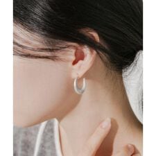 スメリー(SMELLY)のラウンドエッジフープピアス