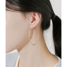 スメリー(SMELLY)のナローフープピアス