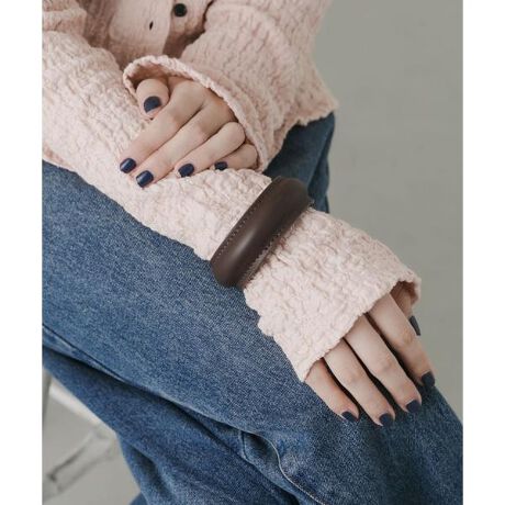 [^ԁFSMA6-2NF041]y̑ɏAU[oOzU[l͋̕CՂƂÅ̂tH_ŁAR[fBl[gƐꂽۂɂՂƌ݂̂郌U[ŎdグChoOBVvȃfUCȂA茳ň|Iȑ݊܂B炩ȃU[̑fނAH~̃X^COɁA݂ƏiȃANZgĂ܂BVcjbg̑̏ォAƗ߂悤ɒ̂߂łBy2025 Autumn^Winterzy25AWzgpĂfނ͓AC⊾AJȂǂɂ鐅GɂFAm͂̂̂ɐFڂ肷鋰ꂪ܂̂ŁAWF̗mƑgݍ킹ۂȂǂ́Aî舵ɏ\ӂBd : 25gi摜́A̓p\RȂǂ̉{ɂAۂ̐FƈقȂČꍇ܂B\߂Bi̐F̖ڈ́AiP̂̉摜QƂBCɓo^̂߁Cɓo^íA}Cy[WɂČ݂̉i݌ɏ󋵂̊mF\łBXg̊ǗɂЂpB