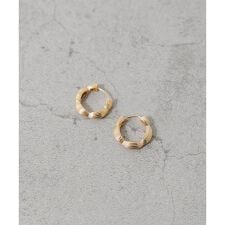 スメリー(SMELLY)のメタルラインデザインフープワンタッチピアス