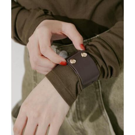 [^ԁFSMA6-2NF040]yR[flۂ߂z[݂̂_[NuElȈہChȃtHő݊𔭊R[fɏH~炵vXvX邾ňCɍCۂɂȂtFCNU[̃uXbgBXibv{^ŁAS[h̃{^fUCƂăANZgɁBf̏ォ璅̂͂AgbvX̏ォd˂Ē̂Ȃꂽ͋Cł߂łBy2025 Autumn^Winterzy25AWzgpĂfނ͓AC⊾AJȂǂɂ鐅GɂFAm͂̂̂ɐFڂ肷鋰ꂪ܂̂ŁAWF̗mƑgݍ킹ۂȂǂ́Aî舵ɏ\ӂBANZT[͉₷̂łB舵ɒӂĂ؂ɂgp悤肢\グ܂Bd : 13.5gi摜́A̓p\RȂǂ̉{ɂAۂ̐FƈقȂČꍇ܂B\߂Bi̐F̖ڈ́AiP̂̉摜QƂBCɓo^̂߁Cɓo^íA}Cy[WɂČ݂̉i݌ɏ󋵂̊mF\łBXg̊ǗɂЂpB