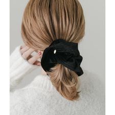 スメリー(SMELLY)のベロアボリュームシュシュ