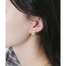 フリルデザインフープイヤリング