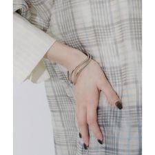 ダブルラインウェーブバングル