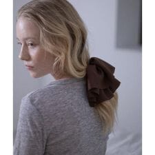 シフォンボリュームフリルバレッタ