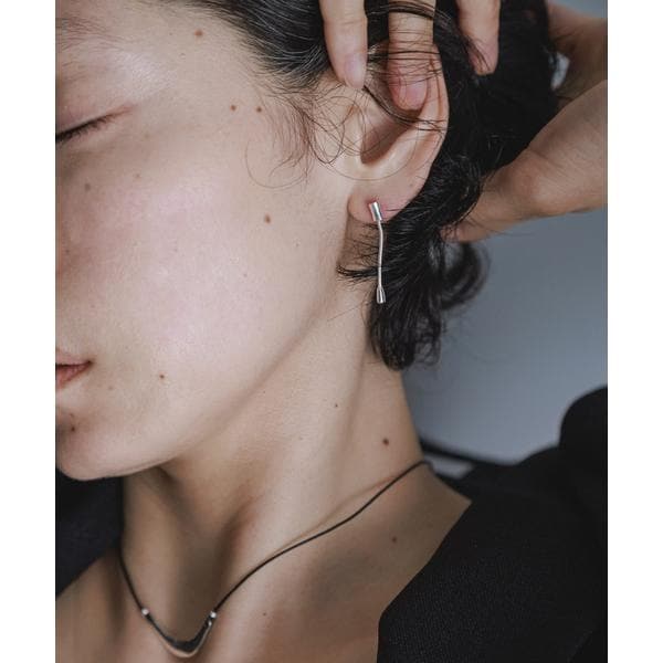 [�}���C]SMELLY so�f minimal bar chain pierce/�X�����[�iSMELLY�j �V���o�[
