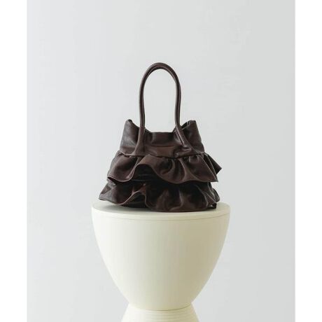 [^ԁFXXA4-2AU2414]R[fBl[g̃|CgɂȂV_[obOyMaterialzvgpyDesignzgh̃tڂV_[obOBÂȂ肷Ȃ悤J[̓mg[œWJBnhAV_[2WAYdlȂ̂ŃV[prɍ킹Ăgp\BԂȃTCYłAƃ}`邽߂o|ɕKvȉו̎[\ByStyling pointzfjACeƍ킹ƃJWAȈۂɁB{`[tƍ킹ĂƃghCNȈۂɂȂ肨߂łBy2025 Spring^Summerzy25SSzd : 260gfނ̐AC⊾AJȂǂŔGꂽہAFڂꍇ܂BԂ̖AԂł̂gp͂Bi摜́A̓p\RȂǂ̉{ɂAۂ̐FƈقȂČꍇ܂B\߂Bi̐F̖ڈ́AiP̂̉摜QƂBCɓo^̂߁Cɓo^íA}Cy[WɂČ݂̉i݌ɏ󋵂̊mF\łB Xg̊Ǘɐ񂲗pB