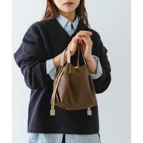 [^ԁFXXA4-2AW0313]EHbVufނ͂̃nhobOyMaterialzfނgpyDesignzEHbVuV[Yv`TCỸobOoBEHbVuU[ngpĂׁAłꂪ\V_[tȂ̂ŃR[fBl[gprɍ킹ăTuobOƂĂ߂łByColorz̓̋CR[fBl[gɍ킹đIׂ8FWJyStyling pointzfjȂǂ̃JWAX^Cɂ͂A}jbVX^CȂǕLeCXgɃ}b`܂By2025 spring^summerzy25SSzCyщJV̂gp┒n̈ߕ𒅗p̍ۂɂ͏[ӂB̃bL̑ϋv͎ނɂقȂNƂƂɕωĂ܂BbLsDAߕɕt邱Ƃ܂̂ŁAӂBd : 250gi摜́A̓p\RȂǂ̉{ɂAۂ̐FƈقȂČꍇ܂B\߂Bi̐F̖ڈ́AiP̂̉摜QƂBCɓo^̂߁Cɓo^íA}Cy[WɂČ݂̉i݌ɏ󋵂̊mF\łB Xg̊Ǘɐ񂲗pB