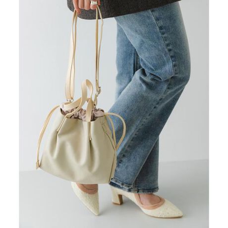 [^ԁFXXA4-2AW0313]EHbVufނ͂̃nhobOyMaterialzfނgpyDesignzEHbVuV[Yv`TCỸobOoBEHbVuU[ngpĂׁAłꂪ\V_[tȂ̂ŃR[fBl[gprɍ킹ăTuobOƂĂ߂łByColorz̓̋CR[fBl[gɍ킹đIׂ8FWJyStyling pointzfjȂǂ̃JWAX^Cɂ͂A}jbVX^CȂǕLeCXgɃ}b`܂By2025 spring^summerzy25SSzCyщJV̂gp┒n̈ߕ𒅗p̍ۂɂ͏[ӂB̃bL̑ϋv͎ނɂقȂNƂƂɕωĂ܂BbLsDAߕɕt邱Ƃ܂̂ŁAӂBd : 250gi摜́A̓p\RȂǂ̉{ɂAۂ̐FƈقȂČꍇ܂B\߂Bi̐F̖ڈ́AiP̂̉摜QƂBCɓo^̂߁Cɓo^íA}Cy[WɂČ݂̉i݌ɏ󋵂̊mF\łB Xg̊Ǘɐ񂲗pB