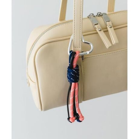 [^ԁFXXA4-2TW4701]ANZgɂȂ`[ACeyMaterialz{ : |GXe100 : A~jEyDesignzobOɕt邾ŃghAbv`[B3F̃R[hg݋킹fUCŃJri̓n[g^ŃANZgɂȂ܂BPit͂A莝̃`[Ƒgݍ킹Ă̂߂łByColorzBLACKCBROWNCNAVY3FWJ3FWJy2025 Spring^Summerzy25SSzіڂŒ肵ĂȂ߁AxƍēxтȂꍇ܂BӂBi摜́A̓p\RȂǂ̉{ɂAۂ̐FƈقȂČꍇ܂B\߂Bi̐F̖ڈ́AiP̂̉摜QƂBCɓo^̂߁Cɓo^íA}Cy[WɂČ݂̉i݌ɏ󋵂̊mF\łBXg̊Ǘɐ񂲗pB