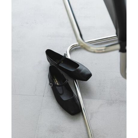 [^ԁFXXA4-2HU0201]fC[gɂ߂ȃ[WF[V[YyMaterialzfނgpyDesignzx[VbNȃfUC̃[WF[V[YBx[VbN炱אgȌڂȂ̂ɁAbɂbɂ肭闚SnɍS1iBC\[ށENbVCjOނ𓋍ڂĒɂȂ܂ByColorzBLACKCSILVER2FWJyStyling pointzfjȂǂ̃JWAȃX^C烏s[XȂǂ̂ꂢ߃X^Cɂ߁BJ[\bNX⃌[X\bNXƍ킹R[fBl[g߂łBy2025 Spring^Summerzy25SSzTCYڍׂ́AЂƎŌvTCYłB\߂BCjɂ܂ẮAiɕsǂꍇɌoׂĂĂ܂B\߂Bd(Б) : 150gi摜́A̓p\RȂǂ̉{ɂAۂ̐FƈقȂČꍇ܂B\߂Bi̐F̖ڈ́AiP̂̉摜QƂB-----------------------------sX^btr[tTCY : 38EƂɂ傤ǗǂTCYłBC𗚂ƁAܐ敔̂̕ŁǍC^Cc킹ƗǂłB_炩fނȂ̂ŋ͂ȂAŷŊyȗSnłB[X^btf[^]i̒pTCY : 24.0`24.5cm : 24.0cm : 22.0cm : ⋷߁Snɂ͌l܂̂ŁA܂łڈƂĂB-----------------------------Cɓo^̂߁Cɓo^íA}Cy[WɂČ݂̉i݌ɏ󋵂̊mF\łB Xg̊Ǘɐ񂲗pB