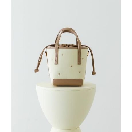 [^ԁFXXA6-2AU2402]BEIGExREDWEBƈꕔX܂ł̎舵łBn[ghJڂ䂭lnhobOyMaterialz{ : 90 |GXe10 : vyDesignziȈۂoĂLoXnɃn[g`[thJfUCobOBV_[XgbvtŁA莝E|2WAYdlBg͂As̃TuobOɂœKłByColorzBLACKCBEIGECBEIGExRED3FWJyStyling pointzLoXnȂ̂ŃfjȂǂ̃JWAeCXg̃ACeƑǂ߁By2025 Autumn^Winterzy25AWzd : 430gi摜́A̓p\RȂǂ̉{ɂAۂ̐FƈقȂČꍇ܂B\߂Bi̐F̖ڈ́AiP̂̉摜QƂBCɓo^̂߁Cɓo^íA}Cy[WɂČ݂̉i݌ɏ󋵂̊mF\łB Xg̊Ǘɐ񂲗pB