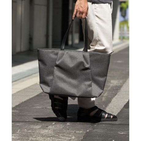 [^ԁFXXA4-1AU0301]yꂽfUCƎp˔\g[gzH{^bNfUC̃g[gobOBꂽ~j}ȃfUCƍ@\ŁArWlXJWA܂ŕLV[ɑΉ܂BCt@Xi[ׂ̗ɑÊ|PbgAg̗ǂ[͂|CgłB̃X^COɎpƃX^CvXiłBH{ꂽifނgpAJ̓łSĎ܂BϋvɗDȂyʂŁAfC[[XɍœKȎdlłB-MATERIAL-EH{ϋv̂fށÊ\ʊ-DESIGN-E{̂Ɏ{ꂽ^bNfUCVvȂۓIECt@Xi[̗ɑÊ|PbgzuA̐oeՁE~j}Ŗʂ̂ȂfUCArWlXƃJWA̗V[ɃtBbg-COORDINATE-EX[cWPbgX^CƑgݍ킹āAʋ΂oɃX}[gȈۂoBEJWAȃpcVcƍ킹΁Ax̂o◷sɂBy2025 Spring^Summerzy25SSz̏íA{iɎgĂ{̐nɂ͝H{ĂAJȂǂ̐͂܂B̌ʂ͉ivɎ̂ł͂܂BShł͂܂BA4TCY[\d : 880gi摜́A̓p\RȂǂ̉{ɂAۂ̐FƈقȂČꍇ܂B\߂Bi̐F̖ڈ́AiP̂̉摜QƂBCɓo^̂߁Cɓo^íA}Cy[WɂČ݂̉i݌ɏ󋵂̊mF\łB Xg̊Ǘɐ񂲗pB