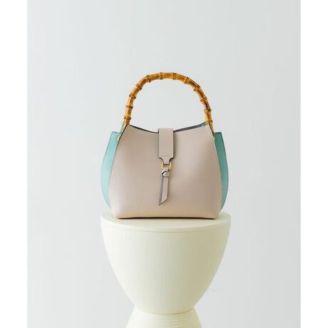 [^ԁFXXA6-2AW2502]ou[nhANZgɂȂnhobOyMaterialz{ : v蕔 : VR(|)yDesignzi`ȃou[̎肪vXĂnhobOBoCJ[zFPɂȂ炸AVvȂꂽۂɁBV_[tȂ̂ŁA莝ł|łgAs̍ۂ̃TuobOƂĂ􂢂܂ByColorzBLKxCMLCOFFxMNTCGRYxOFF3FWJyStyling pointzJWAȃfjX^CAtF~jȃs[XR[f܂ŕL킹Ă܂By2025spring^summerz y25SSzd : 410gi摜́A̓p\RȂǂ̉{ɂAۂ̐FƈقȂČꍇ܂B\߂Bi̐F̖ڈ́AiP̂̉摜QƂBCɓo^̂߁Cɓo^íA}Cy[WɂČ݂̉i݌ɏ󋵂̊mF\łBXg̊Ǘɐ񂲗pB