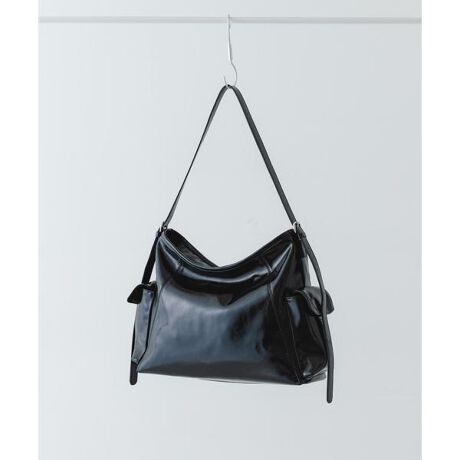 [^ԁFXXA6-2AU3402]̃ACeWEB菤iłBX^C܂AfUC̃V_[obOyMaterialz{ : v@n : |GXe100yDesignz򊴂̂fފłƐꂽۂɈグĂV_[obOBVvfUCŃWPbgVcɂ킹₷Ax̂oA]Ԃł̈ړAsł̃TuobOƂĂ܂܂ȃV[Ŋ􂵂܂BC[ɂ́A500ml̃ybg{gA4TCYۂ܂TCYBʂɔzuꂽ|Pbgɂ́AX}[gtHpXP[XȂǁAɎôX}[gɎ[ł܂B|Pbg󂯂Ԃł΁A܂ݎPPȂǂ̎[\łByColorzBLACKCBROWN2FWJyStyling pointzzCgO[Ȃǂ̃g[R[fɍ킹ƁAn̂؂₩ȈۂɂȂ肨߁By2025Autumn^Winterzy25AWzA4TCY[\̏iɎgpĂfނ́AC⊾JȂǂɂ鐅ʂAŉt̐ɂĂ͕\ʂϐFAFEFڂ肷\܂Bgp̍ۂ͏\ӂ肢܂Bۑ鎞́Ax̍ꏊĂB̑舵Ɋւ܂ẮAiɕt̃AeV^OBd : 335gi摜́A̓p\RȂǂ̉{ɂAۂ̐FƈقȂČꍇ܂B\߂Bi̐F̖ڈ́AiP̂̉摜QƂBCɓo^̂߁Cɓo^íA}Cy[WɂČ݂̉i݌ɏ󋵂̊mF\łBXg̊Ǘɐ񂲗pB