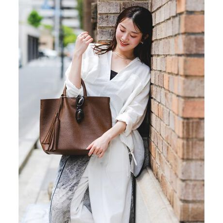 [^ԁFXXA3-2AU2401]g₷VvfUC͂̃g[gobOyDesignz\tgȑfފŃVvfUCȂ̂Œʋ΁EʊwpɃIXXB}`tȂ̂łՂו̂|CgB^bZ͒E\B`[Ȃǂ킹ĎD݂ɃR[fBl[ĝ߁BV_[͒E₷iXJdlɂAbvf[gBʋ΃obOƂĂ߂łByStyling pointzfjȂǂ̃JWAX^CO͂AXbNXȂǂ̂ꂢ߂ȃX^COɂ߂łBy2025Autumn^Winterzy25AWzA4TCY[\d : 605gi摜́A̓p\RȂǂ̉{ɂAۂ̐FƈقȂČꍇ܂B\߂Bi̐F̖ڈ́AiP̂̉摜QƂBCɓo^̂߁Cɓo^íA}Cy[WɂČ݂̉i݌ɏ󋵂̊mF\łBXg̊Ǘɐ񂲗pB