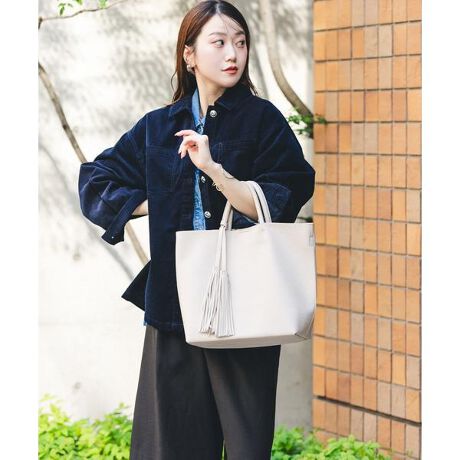 [^ԁFXXA3-2AU2401]g₷VvfUC͂̃g[gobOyDesignz\tgȑfފŃVvfUCȂ̂Œʋ΁EʊwpɃIXXB}`tȂ̂łՂו̂|CgB^bZ͒E\B`[Ȃǂ킹ĎD݂ɃR[fBl[ĝ߁BV_[͒E₷iXJdlɂAbvf[gBʋ΃obOƂĂ߂łByStyling pointzfjȂǂ̃JWAX^CO͂AXbNXȂǂ̂ꂢ߂ȃX^COɂ߂łBy2025Autumn^Winterzy25AWzA4TCY[\d : 605gi摜́A̓p\RȂǂ̉{ɂAۂ̐FƈقȂČꍇ܂B\߂Bi̐F̖ڈ́AiP̂̉摜QƂBCɓo^̂߁Cɓo^íA}Cy[WɂČ݂̉i݌ɏ󋵂̊mF\łBXg̊Ǘɐ񂲗pB