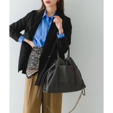 [^ԁFXXA6-2AW0305]X^COiグl̏iobOyDesignzVvȂꂽfUĆByʂłȂƂŁAigɍœKłBTCh̃hXgi΁AgĥRpNgȃtHɁBɂ߂΁AוɂΉłƂVGbgɂȂ܂Bɂ́AȂ₩ȍvfނgpAтɎɓ݂܂Bɂ̓t@Xi[t̃|PbgAI[v|PbgƁAobOtgɂ́AɎoוȂǂ[łI[v|PbgzuByStyling pointzgbvXƃfjɁA̓[t@[tbgV[YȂǂ̃VvȃR[fBl[gɂ̓obȌivXĂꂨ߂łBy2025 Autumn^Winterzy25AWzA4TCY[\d : 555gi摜́A̓p\RȂǂ̉{ɂAۂ̐FƈقȂČꍇ܂B\߂Bi̐F̖ڈ́AiP̂̉摜QƂBCɓo^̂߁Cɓo^ꂽíA}Cy[WɂČ݂̉i݌ɏ󋵂̊mF\łBXg̊ǗɂЂpB