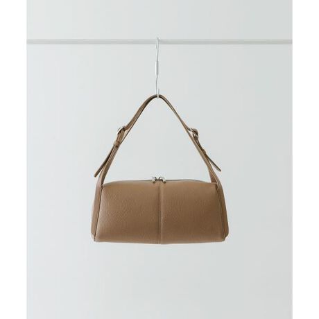 [^ԁFXXA6-2AU3406]̃ACeWEB菤iłBR[fBl[giグĂ{XgobOyDesignzRƂ`͓Iȃ{XgobOBȃV{H̍fނō鎿Bt@Xi[͗JdlŁAg̏oX[YB^̃fUĆAŃR[fBl[gɏ{ȃ[hvXĂ܂ByStyling pointzꂢ߂ȃZbgAbv⃏s[Xɍ킹ƁAꂽl̃X^CO܂BfjȂǂ̃JWAȃX^Cɂ}b`AtHɂĂ̂oAƂp[eB[V[ɂ߂łBy2025 Autumn^Winterzy25AWz̏iɎgpĂfނ́AC⊾JȂǂɂ鐅GAŉt̐ɂĂ͕\ʂώAFEFڂ肷\܂Bgp̍ۂ͏\ӂ肢܂Bۑ鎞́Ax̍ꏊĂB̑舵Ɋւ܂ẮAiɕt̃AeV^OBd : 240gi摜́A̓p\RȂǂ̉{ɂAۂ̐FƈقȂČꍇ܂B\߂Bi̐F̖ڈ́AiP̂̉摜QƂBCɓo^̂߁Cɓo^ꂽíA}Cy[WɂČ݂̉i݌ɏ󋵂̊mF\łBXg̊ǗɂЂpB