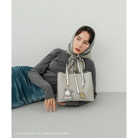 [^ԁFXXA6-2AW3101]117 [ẍׁA͂\莞ύX܂BRODE SKO̒ԏi`[t~hobOATILN^[YƃR{ʂȃfUCoIꂼ̃LN^[C[WobOzFɁALN^[`[t`[vXBɁAobOJ邽тɐSALN^[̑vg{n܂ŁAוɂ킽肱lߍ݂܂Big₷fUCȂATILN^[Ỷ炵At@K̃ACełBȂ̂Cɓ̃LN^[AĂo܂񂩁Hy2025 Autumn^Winterzy25AWzd : 555g[`[]IVORYxRED : S8cm ^ ő啝8cmPINKxGRG : S8cm ^ ő啝5cmYELxCML : S8cm ^ ő啝7.5cmGRAYxWHITE : S8cm ^ ő啝8cmi摜́A̓p\RȂǂ̉{ɂAۂ̐FƈقȂČꍇ܂B\߂Bi̐F̖ڈ́AiP̂̉摜QƂBCɓo^̂߁Cɓo^ꂽíA}Cy[WɂČ݂̉i݌ɏ󋵂̊mF\łBXg̊ǗɂЂpB