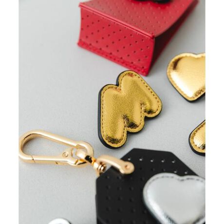 [^ԁF2306-818-RDA6]菑̃At@xbgtHgAt@xbgsY yDesignz菑̃At@xbgtHgՂAt@xbgsYB邢菑̃tHg炵AU[̂ՂƂƃ}b`܂B̃CjVgݍ킹ĂgAg̃CjVAp[gi[AqAybgȂǉƑ̃CjVgݍ킹ĎRɕ\ł܂BLb`̓o^tCNb`^CvȂ̂ŃX[YȒE\BjŌJČŒ肷^CṽsobŴ߁Atfނ`ɂĂ͌JĂ܂\܂BӂĂgpByHashibami ^ nVo~z̒W ق̂荁T߂ Â▭Ȓa̒ɉ H̐VƃJ[(uh炵)̃GbZXuṽX^CɊY [g₷][oX]؂ɐS֓͂ - Bag - Wallet - Goods - RZvgɍꂽzAuhBy2025 Autumn^Winterzy25AWzɂĎ኱TCYقȂ܂fނȂł͂̕𐶂dグĂ܂BVRfނ̂߁ÃLYV~AV܂BC⊾AJȂǂ̎gpɂF⑼̐Fւ̐Fڂ̉\܂̂łӂB̑舵Ɋւ܂ẮAiɕt̃AeV^OBi摜́A̓p\RȂǂ̉{ɂAۂ̐FƈقȂČꍇ܂B\߂Bi̐F̖ڈ́AiP̂̉摜QƂBCɓo^̂߁Cɓo^ꂽíA}Cy[WɂČ݂̉i݌ɏ󋵂̊mF\łBXg̊ǗɂЂpB