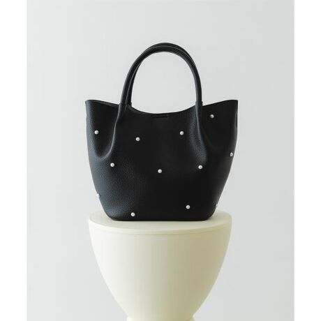 [^ԁFXXA6-2AW2401]iƎp˔p[fUCobOyDesignz悢򊴂̂p[\ʂɂA؂₩ŏiȃobOB̃|[`͒P̂łgpłAV_[obOƂĂAp[nhtănhobOƂĂg2WAYdlłB|[`̃nhɂp[炢AfBe[܂łfUCBו悢TCYŁAfC[ɂg₷ACełByStyling pointzꂢ߃X^Cɂ͂AfjȂǂ̃JWAACeɍ킹Ă炵iȈۂɁBig炨oV[܂ŁALX^COɊ􂵂܂By2025 Autumn^Winterzy25AWzd : 585g[|[`]one : 19cm ^ 22cm ^ }`8cm ^  (p[)37cmi摜́A̓p\RȂǂ̉{ɂAۂ̐FƈقȂČꍇ܂B\߂Bi̐F̖ڈ́AiP̂̉摜QƂBCɓo^̂߁Cɓo^ꂽíA}Cy[WɂČ݂̉i݌ɏ󋵂̊mF\łBXg̊ǗɂЂpB