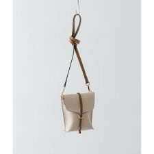 縦型フラップポシェット