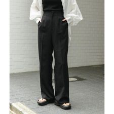 センスオブプレイスバイアーバンリサーチ(SENSE OF PLACE)の『UR TECH DRYLUXE』リネンライクワイドパンツ