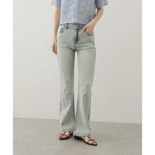 センスオブプレイスバイアーバンリサーチ(SENSE OF PLACE)のローライズフレアデニムパンツ