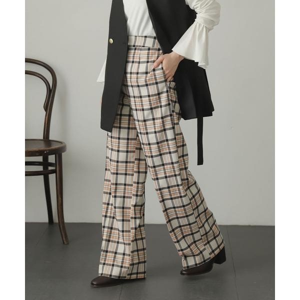 センタープレススラックスパンツ