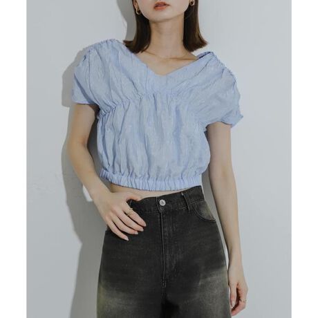 [^ԁFAA45-23S124]gh̃NbvhgbvXŉẴR[f̎ZՂMU[񂹂̓IȃgbvXZVCj[ȑfފ͂Pŉ؂₩Ɍ܂BZfC[ɎgfUCŎĂƕ֗ȈꒅstylingX|[eB[ȃCpcɍ킹ƃgĥX^COBY߁AJWA{gǂ킹₷AIAItǂɂœKłBy2024 Spring^Summerzy24SSzi摜́A̓p\RȂǂ̉{ɂAۂ̐FƈقȂČꍇ܂B\߂Bi̐F̖ڈ́AiP̂̉摜QƂBCɓo^̂߁Cɓo^íA}Cy[WɂČ݂̉i݌ɏ󋵂̊mF\łBXg̊Ǘɐ񂲗pBfފ :₠Lk :Ȃn :Ȃ :|Pbg :Ȃ