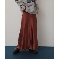 『WEB/一部店舗限定サイズ』ナローサテンスカート