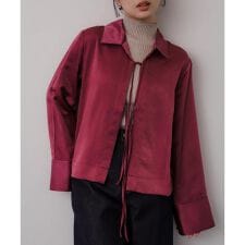 サテンリボンディテールブラウス