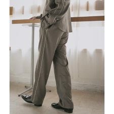 サイドラインピンストライプスラックス