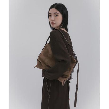 [^ԁFAAA6-2AB001]yڈȏ̎[́BĝɓރV_[obOzE悭_炩fފŐĝɓށE\ȃV_[XgbvEڈȏ̎[͂œgɂ҂悭_炩fނŁAɂƂɐĝɓރV_[obOBXgbv͒\Ȃ̂ŁACX^COɍ킹Ēς܂BꌩRpNgɌ܂Aڈȏ̎[͂Aו̂oɂSBVvȂ݊A̃R[fBl[gɒ悢vXĂACełBy2025 Autumn^Winterzy25AWz̏íAC⊾AJȂǂ̎gpɂAF⑼̕ւ̐Fڂ̉\܂̂łӂBpɃxgEobOEANZT[E͂̕ǂȂǁA\ʂ̑êƂ̖CAɂӂB̑舵Ɋւ܂ẮAiɕt̃AeV^OBd : 380gi摜́A̓p\RȂǂ̉{ɂAۂ̐FƈقȂČꍇ܂B\߂Bi̐F̖ڈ́AiP̂̉摜QƂBCɓo^̂߁Cɓo^íA}Cy[WɂČ݂̉i݌ɏ󋵂̊mF\łB Xg̊Ǘɐ񂲗pB