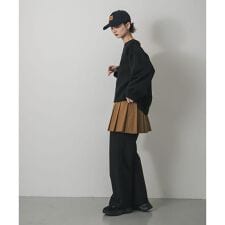 センタープレスストレートパンツ