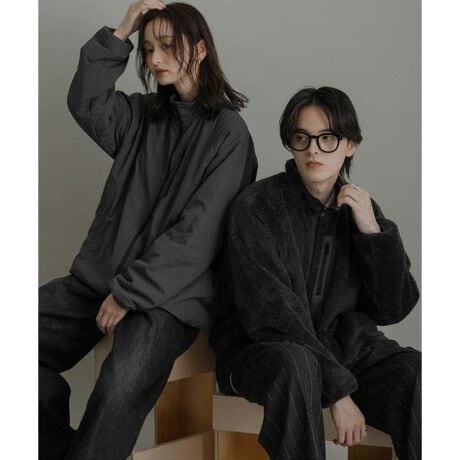 [^ԁFAAA7-17B107]yȂɗVѐSB2̕\o[Vu{AWPbgzE{AƃiC̃o[VudlŁACX^Cɍ킹2ʂ̒Ȃy߂܂BEiCɂ͂肰Ȃ|CghJƁA@\Iȃtg|PbgtĂ܂BE~̋G߂g߂ĥŁAꂩ̎Ɋ􂷂ꖇłBmaterialEH[̂_炩ȃ{AnƁAn̂iCngpĂ܂Bꂼ̑fނ̕AR[fBl[gɕ\܂Bstyling{Aʂ\ɂĒp΁AGߊ̂鉷݂̂X^CɁBiCʂ\ɂ΁AX|[eB[ŃN[ȈۂɎdオ܂Bfj`mpcƍ킹JWAȒȂ͂Aꂢ߂ȃXbNXƍ킹邱ƂŁA悢vXł܂By2025 Autumn^Winterzy25AWz̏íAjZbNX̃TCYWJłB̓̕TCY傫߂̃TCYɂȂ܂B̏i̐ńA͂HĂ܂B̉Ȟʂ͉î̂ł͂ȂAgp̌o߂ƋɎキȂ܂B܂AJSɎՒf̂ł͂܂Bo邾AJ̓̂gp͂Bd : 560gi摜́A̓p\RȂǂ̉{ɂAۂ̐FƈقȂČꍇ܂B\߂Bi̐F̖ڈ́AiP̂̉摜QƂBCɓo^̂߁Cɓo^íA}Cy[WɂČ݂̉i݌ɏ󋵂̊mF\łB Xg̊Ǘɐ񂲗pBfފ : ȂLk : ({A)n :  : Ȃ|Pbg : IVORYC BLACKF169cm(M) ^ 173cm(L)CHARCOALF173cm(L)