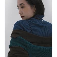 センスオブプレイスバイアーバンリサーチ(SENSE OF PLACE)の『一部WEB限定カラー』『毛玉防止』ストレッチリブハイネックセーター
