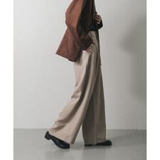 センスオブプレイスバイアーバンリサーチ(SENSE OF PLACE)のヘリンボーンタックパンツ