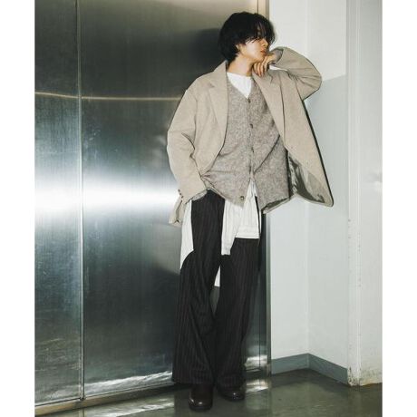 [^ԁFAAA7-17A114]y^~̒ȂiグAiE[[YWPbgzE~h̃[YȃVGbgAȂɂȂꂽ{͋̕CvX܂BEE[̐nŏiȎdオȂ̂ŁAJWAɂꂢ߂ɂLΉ܂BEƂ肠TCYŁAjbgp[J[Ȃǂ̃C[hX^C^~܂Ŋy߂܂BmaterialE[̐n̗pĂAiȌڂƉ݂̂镗͂łBƂŁA^~܂ŃAE^[ƂĊ􂵂܂BstylingChXbNXƍ킹g[R[fŁAꂽsIȈۂɁBnClbNjbgCi[ɔE΂AU[u[cň߂΁Aiȓ~̒Ȃ܂BăfjJ[Spcƍ킹邱ƂŁAl̊OyރX^C߂łBy2025 Autumn^Winterzy25AWz̏íA_炩ӂ炵fP[gȋNёfނłBIɖC󂯂ƂɂĖщHꂽA肷邱Ƃ܂̂łӂB˓uɒԂƕϐFAF򂹂邱Ƃ܂̂łӂB̑舵Ɋւ܂ẮAiɕt̃AeV^OBd : 900gi摜́A̓p\RȂǂ̉{ɂAۂ̐FƈقȂČꍇ܂B\߂Bi̐F̖ڈ́AiP̂̉摜QƂBCɓo^̂߁Cɓo^ꂽíA}Cy[WɂČ݂̉i݌ɏ󋵂̊mF\łBXg̊ǗɂЂpBfފ : ȂLk : Ȃn :  : Ȃ|Pbg : 